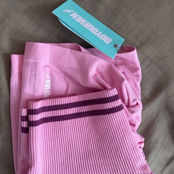 DOYOUEVEN Scrunch Bum Shorts - Picture 4 of 6